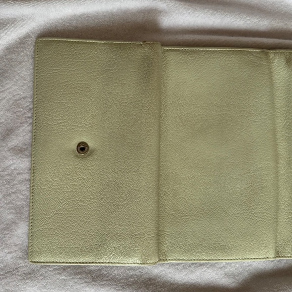 Auth, Chanel Leather off white Long Wallet - Good used condition - Picture 7 of 14